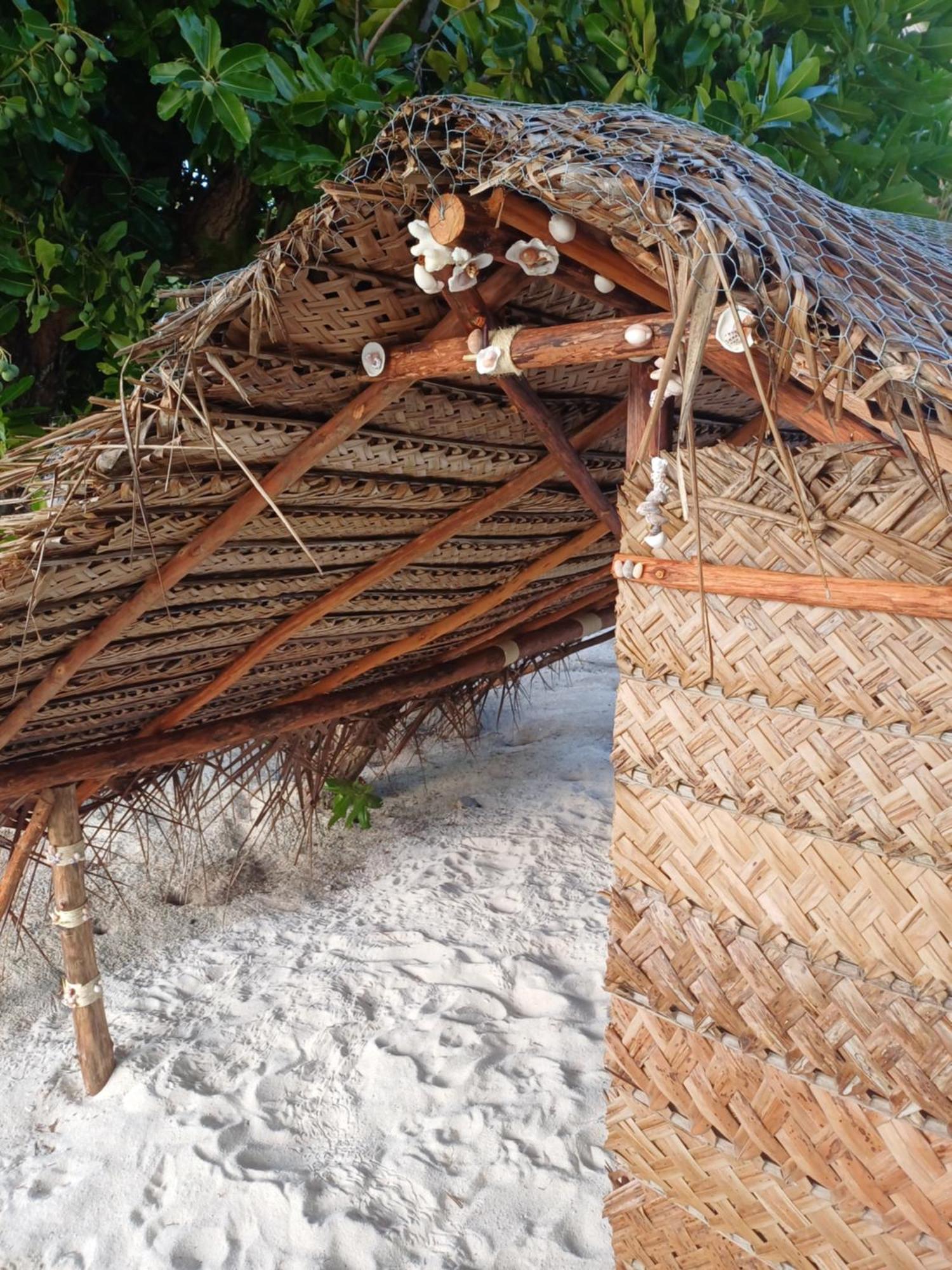 Poemanahere Island Camping A Maupiti Te-Fare-Arii Ngoại thất bức ảnh