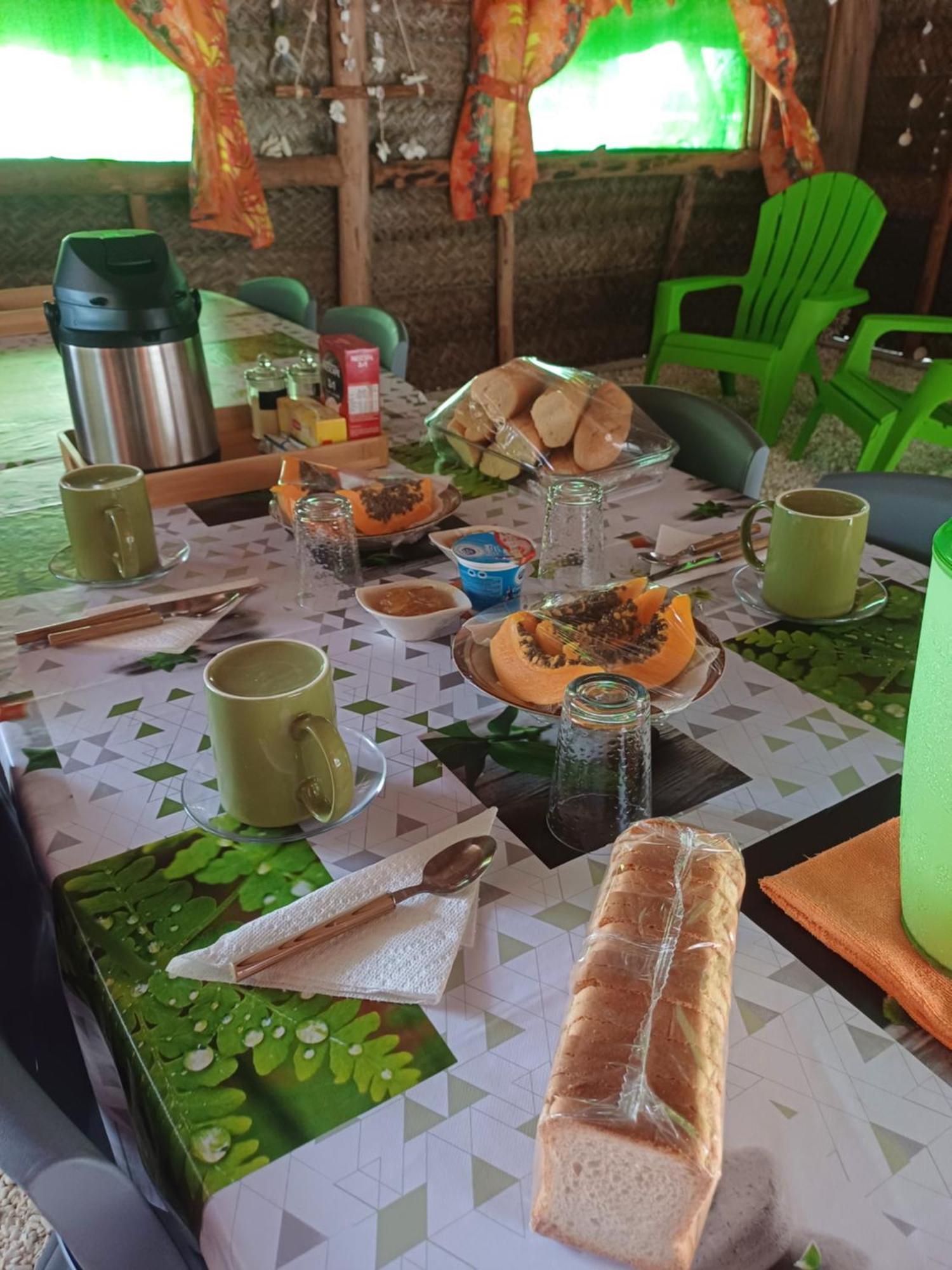 Poemanahere Island Camping A Maupiti Te-Fare-Arii Ngoại thất bức ảnh